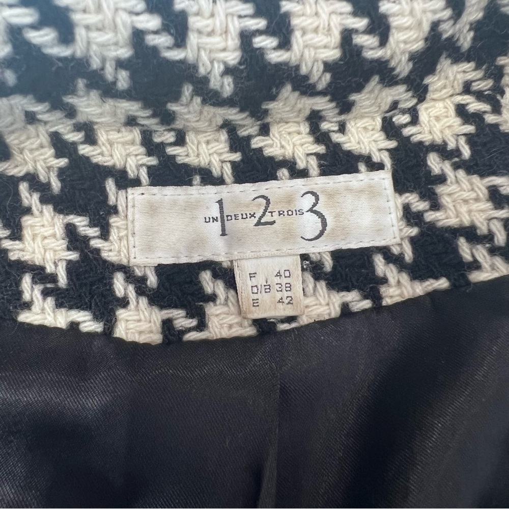 Stylish Black and White Houndstooth Women's Coat - Picture 4 of 8
